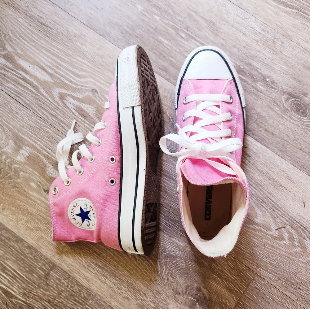 Chuck Taylor All Star Classic High Top Pink Converse